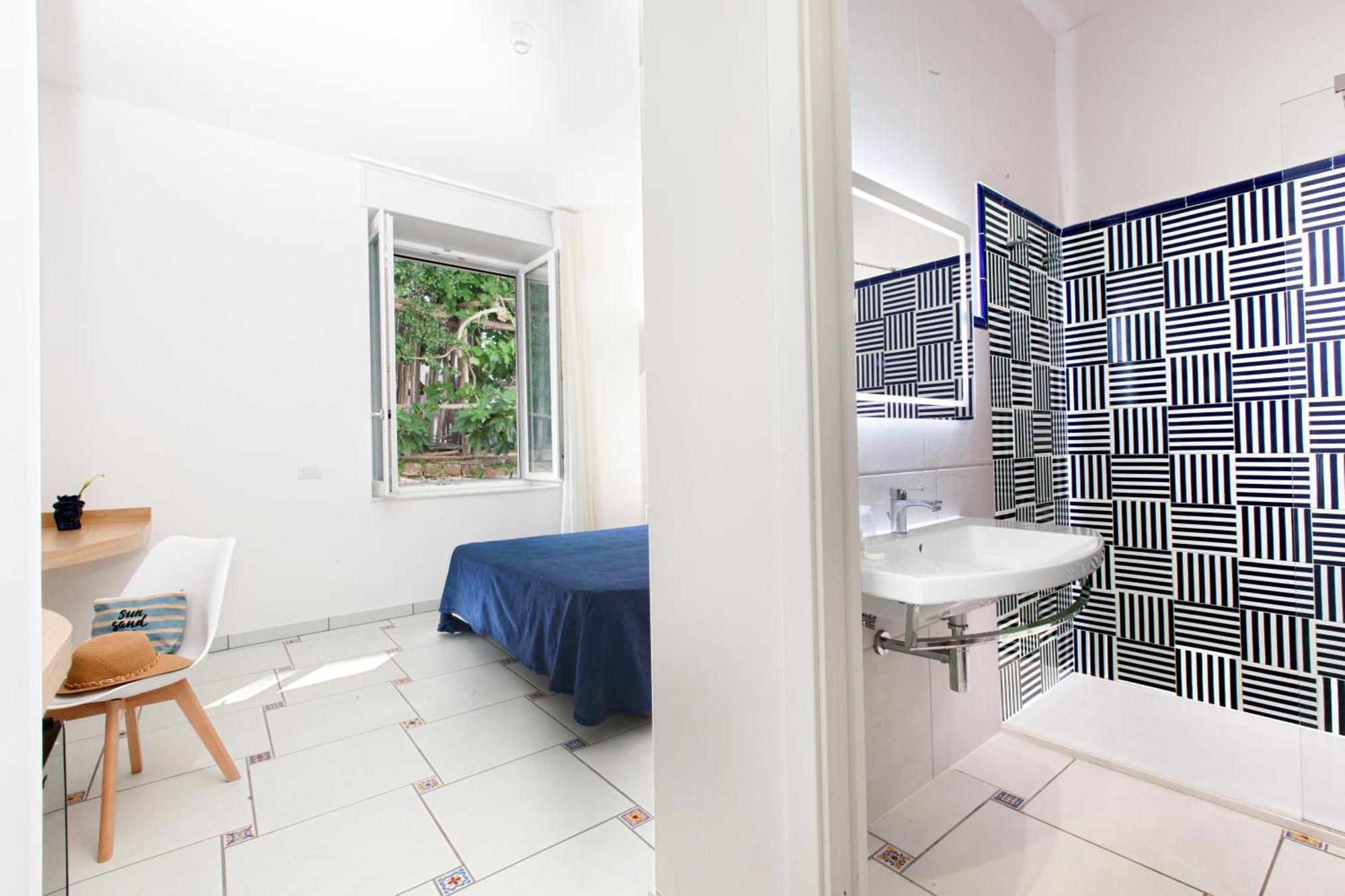 Hotel Piccolo Paradiso ماسّا لوبْرينسِ المظهر الخارجي الصورة