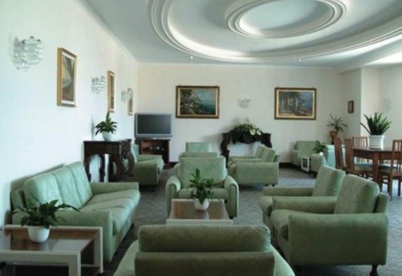 Hotel Piccolo Paradiso ماسّا لوبْرينسِ المظهر الخارجي الصورة